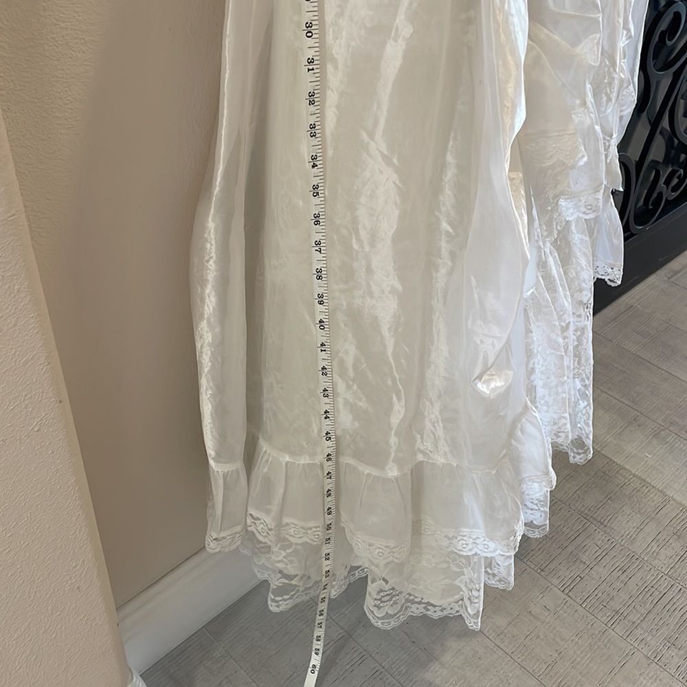 Southern belle style dress - Picture 9 of 12